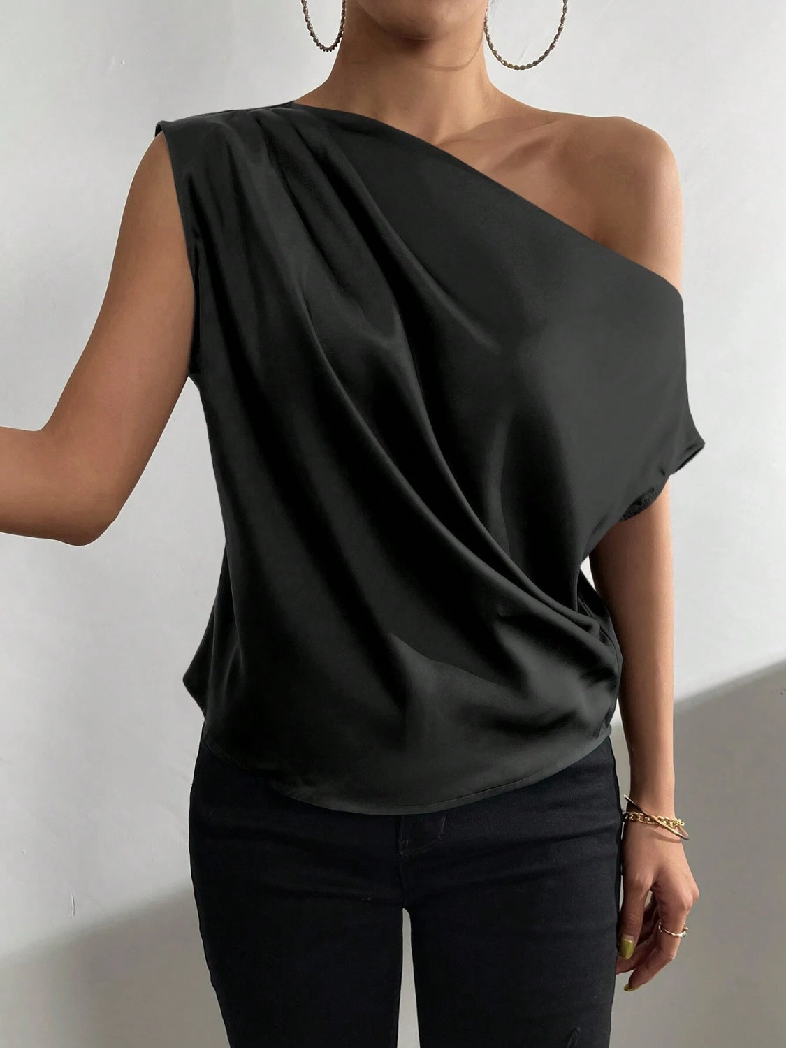 Kara Ruched Single Shoulder Blouse