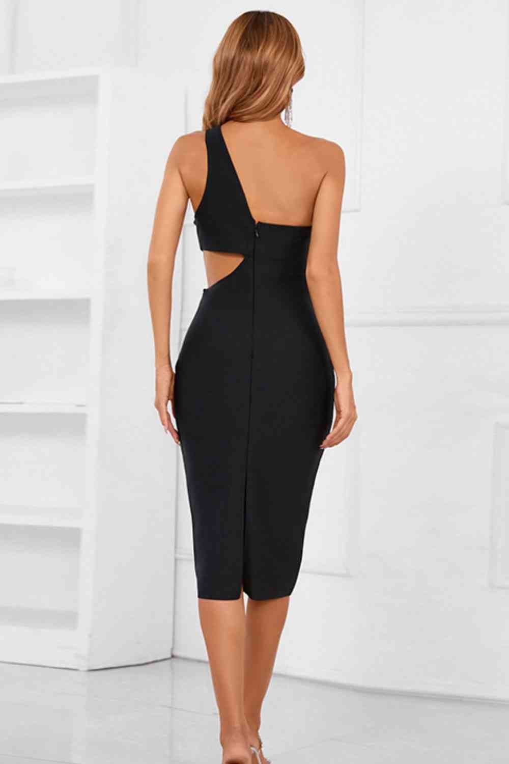 Star One-Shoulder Cutout Bandage Dress